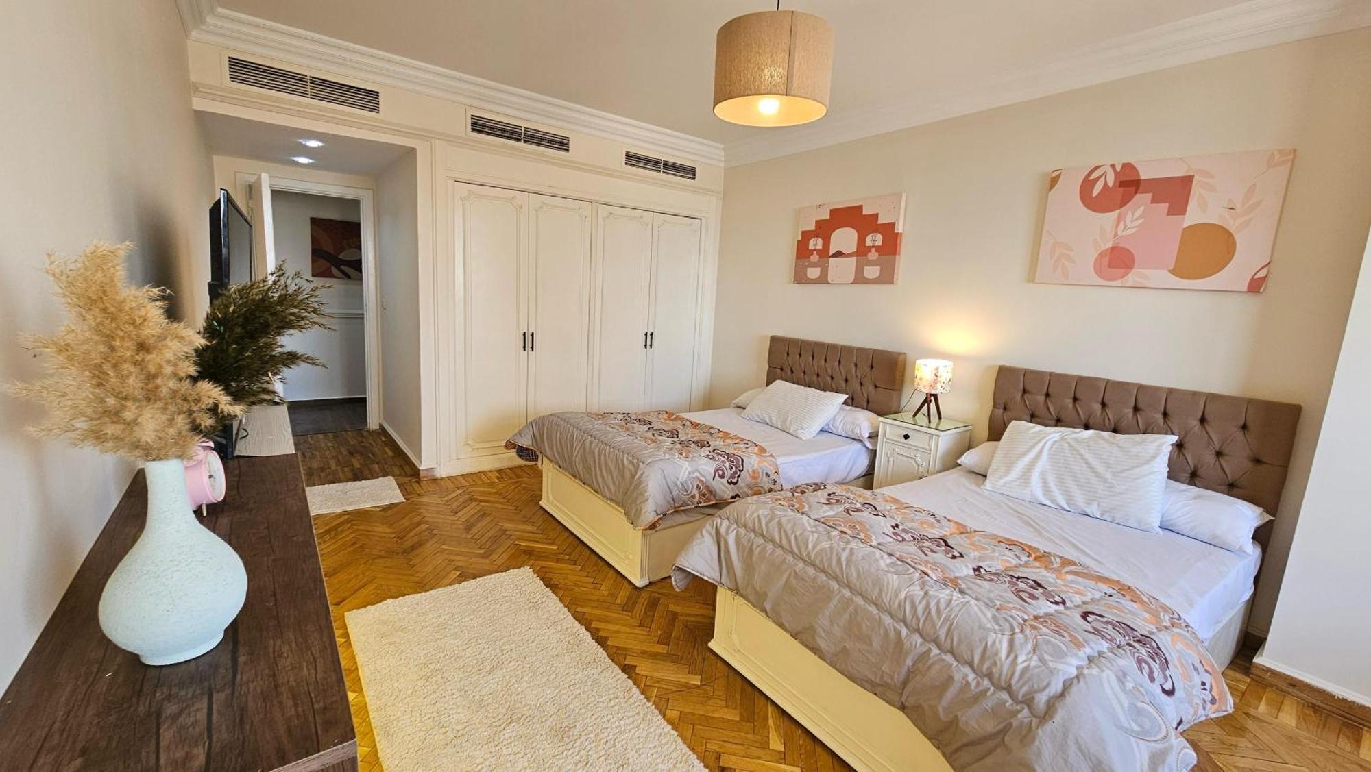 Jamila Luxury Homes - Maadi Nile View Апартаменти