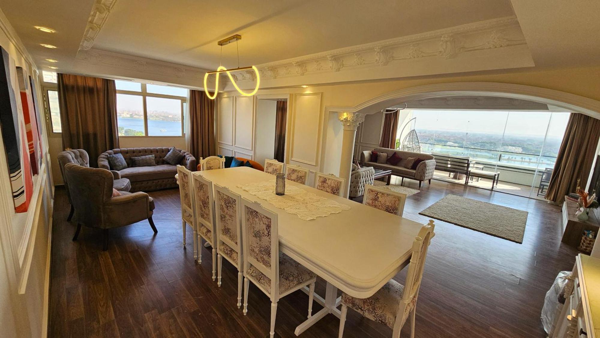 Jamila Luxury Homes - Maadi Nile View Апартаменти